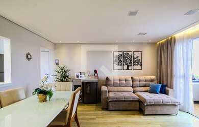 Imagem: O apartamento possui 2 Dormitórios, 2 Banheiros, 2 Vagas na