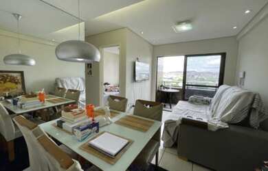 Imagem: O apartamento possui 2 Dormitórios, 1 Banheiro, 2 Vagas na