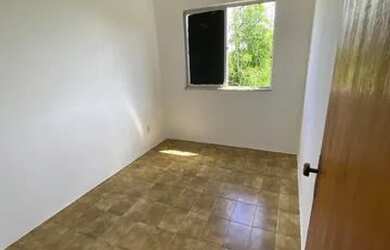 Imagem 9: Cabula 2/4 com cozinha e área de serviço 51 metros quadrados, fica em frente ao quartel 1