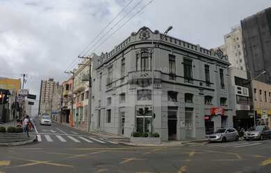 Imagem: O depósito possui 300m² de Área e está localizado em Centro