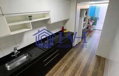 Imagem: O apartamento possui 3 Dormitórios, 2 Banheiros, 2 Vagas na