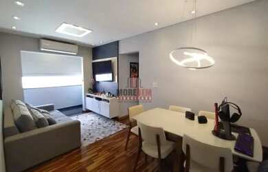 Imagem: O apartamento possui 3 Dormitórios, 1 Banheiro, 1 Vaga na garagem