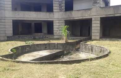 Imagem: A casa possui 4 Dormitórios, 4 Banheiros, 3 Vagas na garagem