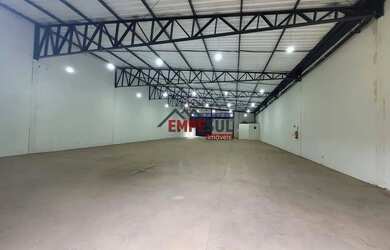 Imagem: O depósito possui 400m² de Área e está localizado em Plano