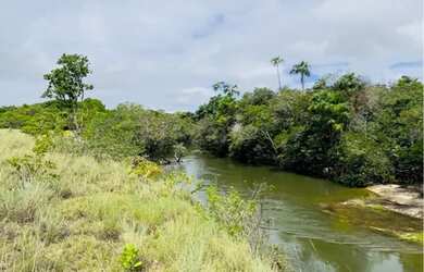 Imagem: A chácara possui 4000m² de Área e está localizado em Centro