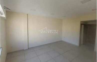 Imagem: A kitnet possui 1 Banheiro, 24m² de Área e está localizado