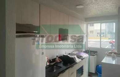 Imagem: O apartamento possui 2 Dormitórios, 1 Banheiro, 1 Vaga na garagem