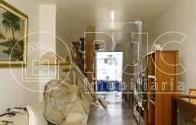 Imagem: O apartamento possui 2 Dormitórios, 3 Banheiros, 1 Vaga na