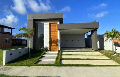 Imagem: A casa em condomínio possui 3 Dormitórios, 2 Banheiros, 2