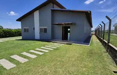 Imagem: A casa em condomínio possui 3 Dormitórios, 5 Banheiros, 5