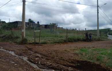 Imagem: O terreno possui 360m² de Área e está localizado em Parque