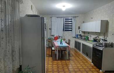 Imagem: O apartamento possui 3 Dormitórios, 2 Banheiros, 138m² de