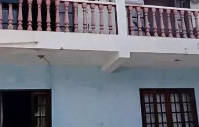 Imagem: A casa possui 5 Dormitórios, 3 Banheiros, 268-0m² de Área