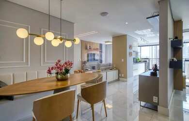 Imagem: O apartamento possui 3 Dormitórios, 2 Banheiros, 2 Vagas na