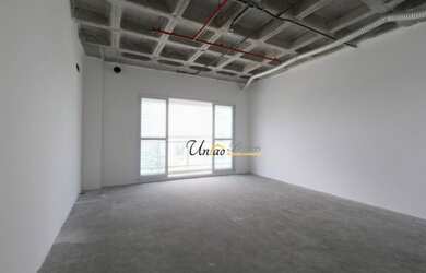 Imagem: O depósito possui 1 Vaga na garagem, 38m² de Área e Imóvel