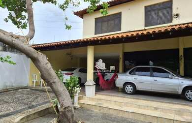 Imagem: A casa possui 5 Dormitórios, 5 Banheiros, 5 Vagas na garagem