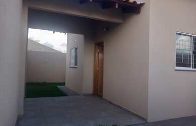 Imagem: A casa possui 2 Dormitórios, 1 Banheiro, 120m² de Área e