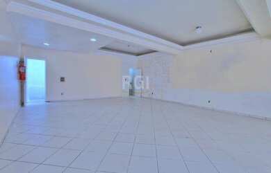 Imagem 3: Loja em Glória. 231m² de Áreae2 Vagas na garagem