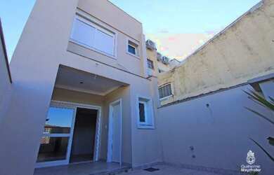 Imagem 15: Casa em Hípica. Churrasqueira, Área de serviço, 140m² de Áreae2 Vagas...