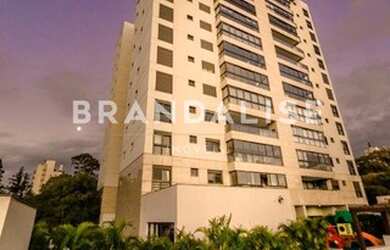 Imagem: O apartamento possui 4 Dormitórios, 4 Banheiros, 4 Vagas na