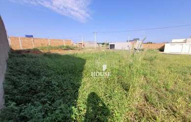 Imagem: O terreno possui 200m² de Área e está localizado em Mogi