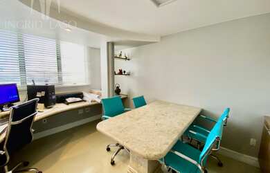 Imagem: A casa possui 4 Dormitórios, 2 Banheiros, 50m² de Área e