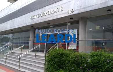 Imagem: O studio possui 1 Dormitório, 1 Banheiro, 1 Vaga na garagem