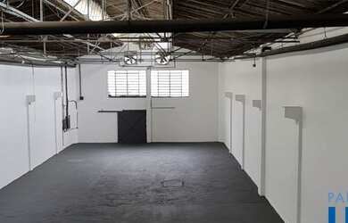 Imagem: O depósito para alugar possui 437m² de Área e está localizado