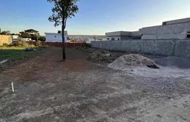 Imagem: O terreno possui 650m² de Área e está localizado em Setor