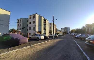 Imagem: O apartamento possui 2 Dormitórios, 1 Banheiro, 1 Vaga na garagem