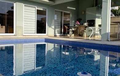 Imagem: A casa em condomínio possui 3 Dormitórios, 5 Banheiros, 4