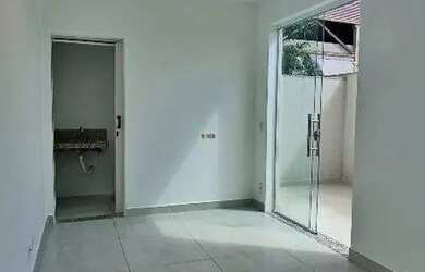 Imagem: O studio possui 1 Dormitório, 1 Banheiro, 1 Vaga na garagem