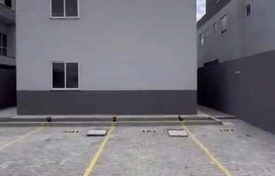 Imagem: O apartamento possui 2 Dormitórios, 2 Banheiros e 1 Vaga na