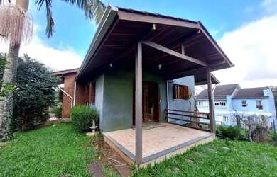 Imagem: A casa possui 2 Dormitórios, 1 Banheiro, 1 Vaga na garagem