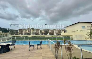 Imagem: O apartamento possui 4 Dormitórios, 1 Banheiro, 2 Vagas na