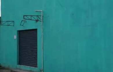 Imagem: A casa possui 2 Dormitórios, 3 Banheiros e está localizado