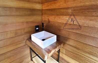 Imagem 7: CHALÉ EM MADEIRA IDEAL PARA MORADIA, LOCAÇÃO OU POUSADA