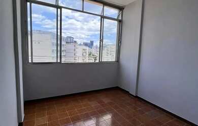 Imagem: A kitnet possui 1 Banheiro, 28m² de Área e está localizado