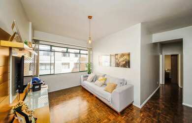 Imagem: O apartamento possui 3 Dormitórios, 2 Banheiros, 1 Vaga na