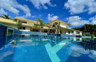 Imagem: A casa em condomínio possui 5 Dormitórios, 5 Banheiros, 4