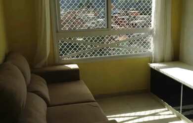 Imagem: O apartamento possui 2 Dormitórios, 1 Banheiro, 1 Vaga na garagem