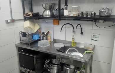 Imagem 7: Hamburgueria Galpão / depósito com venda por R$200.000