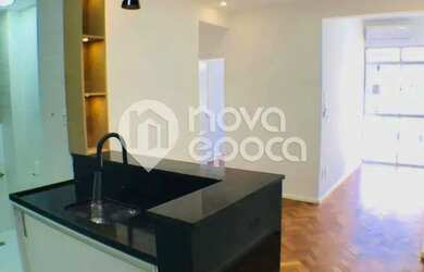 Imagem: O apartamento possui 1 Dormitório, 1 Banheiro, 38m² de Área