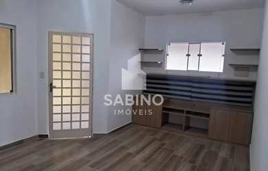 Imagem: A casa em condomínio possui 2 Dormitórios, 2 Banheiros, 2