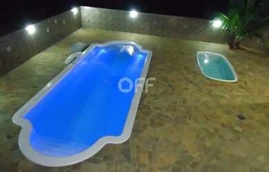 Imagem: A chácara e possui Dormitórios, Suítes, Banheiros, 150-0m²