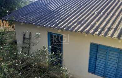 Imagem 13: Terreno com 3 casas. 100m² de Área, 1 Vaga na garageme3 Dormitórios