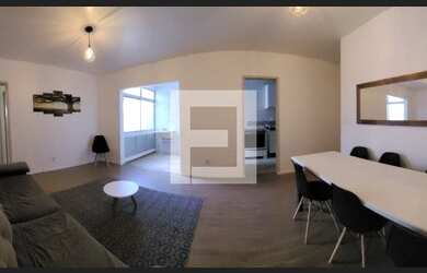 Imagem: O apartamento possui 3 Dormitórios, 1 Banheiro, 1 Vaga na garagem