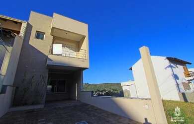 Imagem 1: Casa em Hípica. Churrasqueira, Área de serviço, 140m² de Áreae2 Vagas...