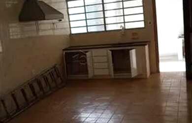 Imagem 9: Casa Padrão em Jundiaí. 180m² de Área, 3 Vagas na garageme4 Dormitórios