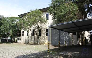 Imagem: O depósito possui 2.243m² de Área e está localizado em